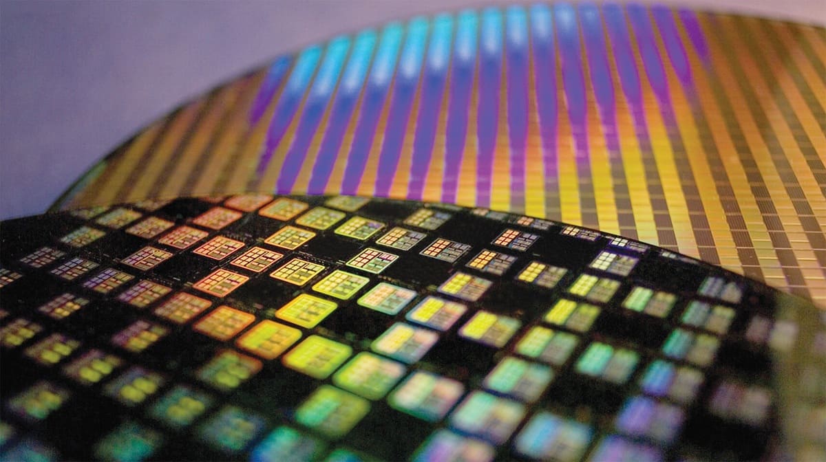 Intel recurriría a Samsung para fabricar chipsets en 8 nm