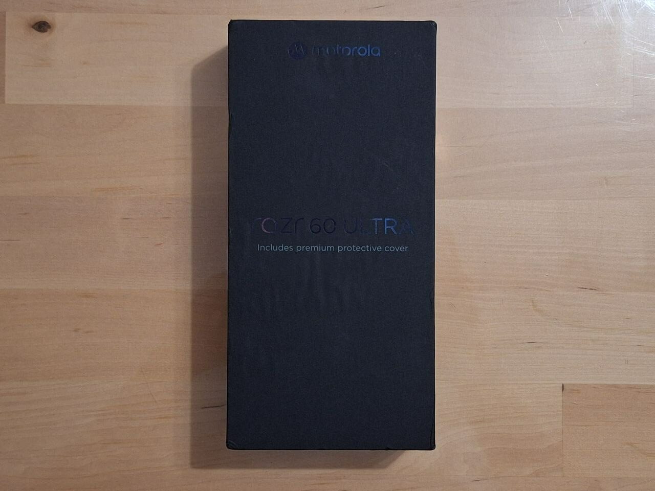 Análisis Motorola Razr 60: el plegable que redefine la gama media premium en 2025