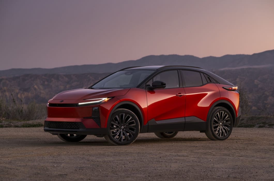 2026_Toyota_C-HR_XSE portada