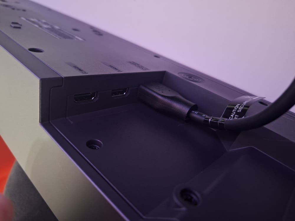 Análisis Samsung HW-Q990F: La barra de sonido 11.1.4 Dolby Atmos definitiva que desafía a los Home Cinema tradicionales