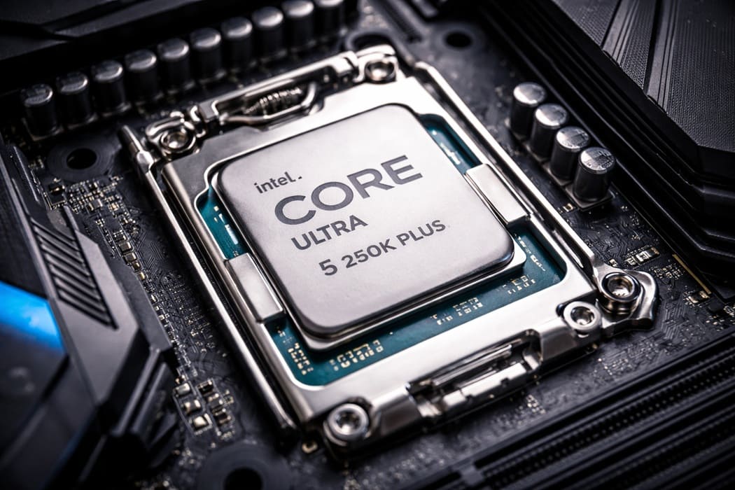 Intel Core Ultra 5 250K portada (1)