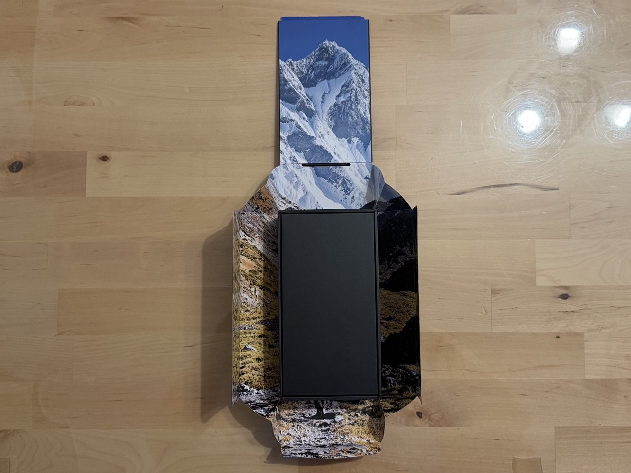 Amazfit T-Rex Ultra 2: Análisis con mapas offline, 3000 nits y linterna integrada