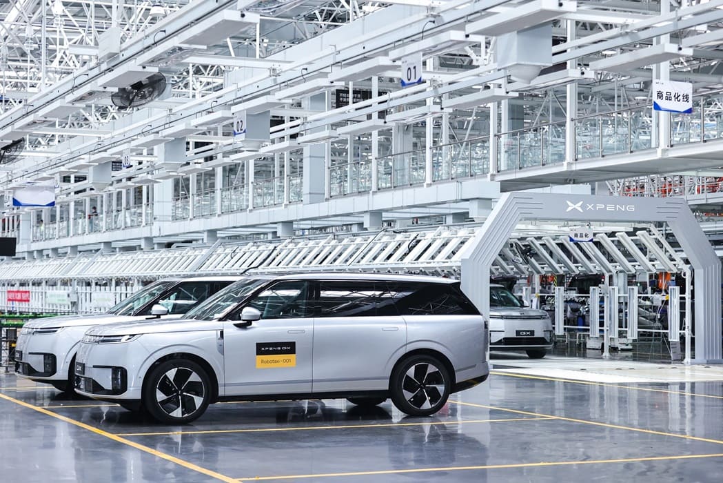 Xpeng GX L4 inicia producción como robotaxi con 3.000 TOPS, cámaras y autonomía de nivel 4