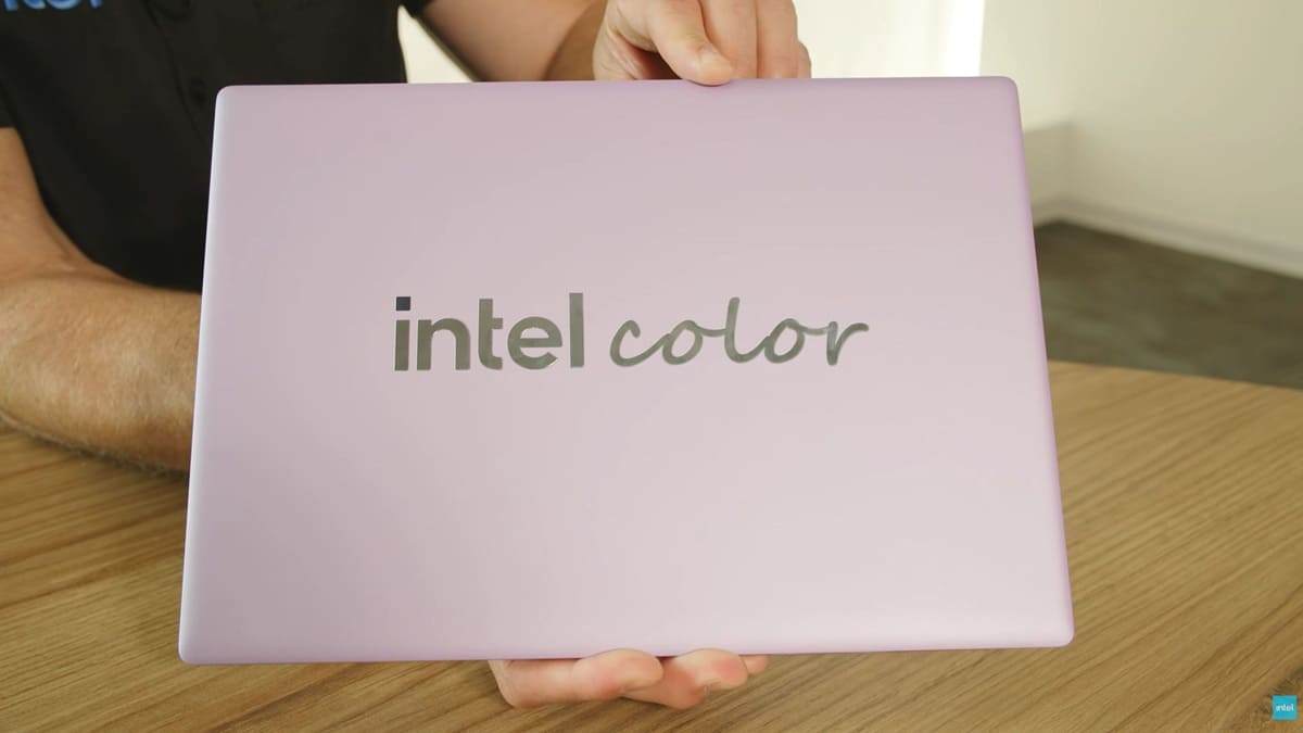 Intel Project Firefly busca portátiles económicos con Wildcat Lake, chasis metálico y diseño más premium