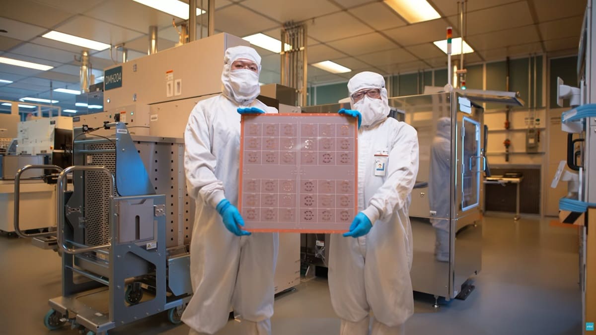 Intel-Foundry-scaled portada (1)