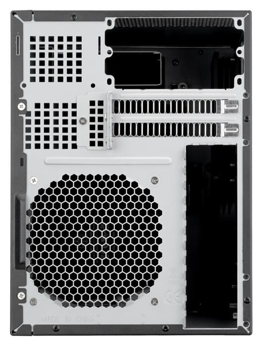 SilverStone CS240 ofrece cuatro bahías U.2 hot-swap y aparece en Europa por 347€