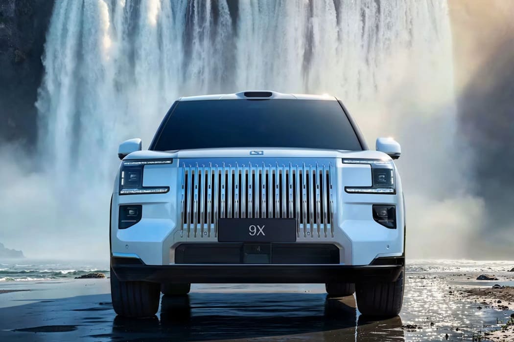 luxury suv portada