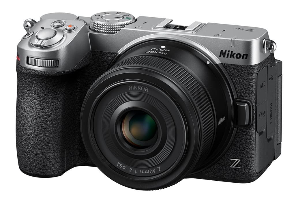 Nikon Z5IIC llega con sensor Full Frame de 24,5 MP, vídeo 4K60p y estabilización de hasta 7,5 pasos