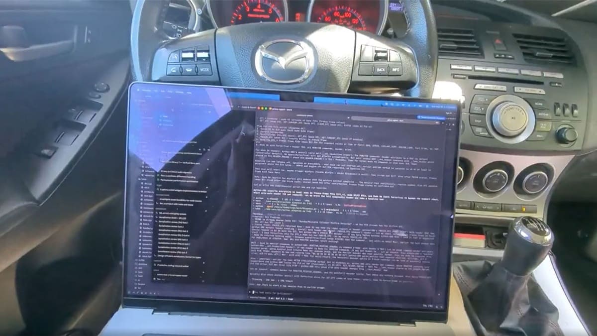 Using-a-laptop-to-run-LLM-to-diagnose-a-car-problem portada (1)