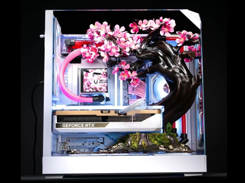 Aftershock Cherry Bloom: un PC con RTX 5080 y 70 flores de titanio que se abren con el calor