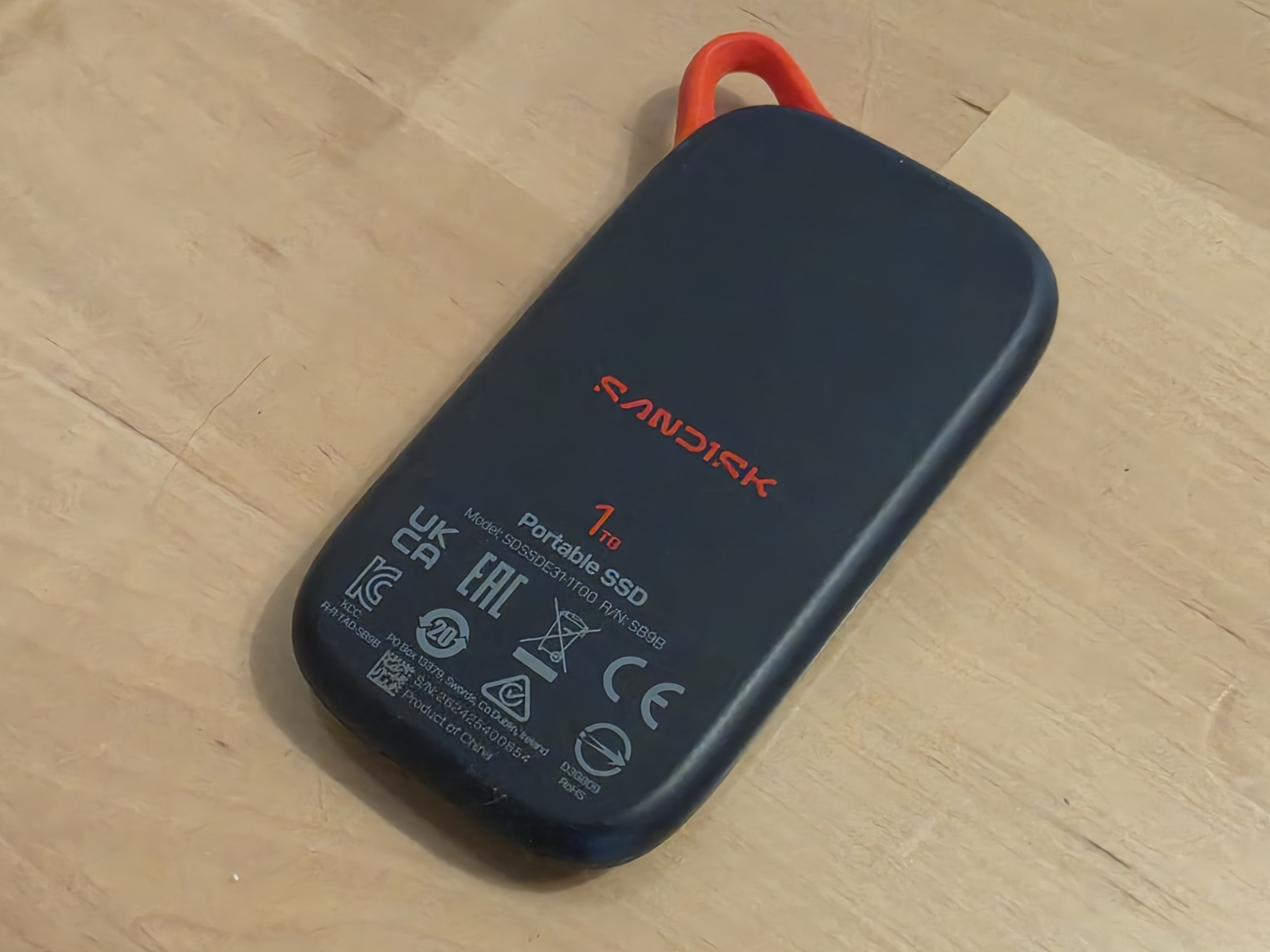 Análisis SanDisk Portable SSD V3 (1 TB): El equilibrio exacto entre velocidad y tamaño