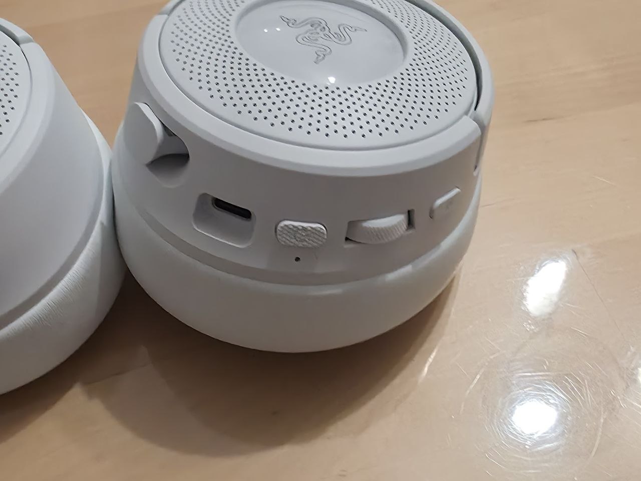 Análisis Razer Kraken Kitty V3 Pro White Edition: El equilibrio entre estética streaming y rendimiento inalámbrico