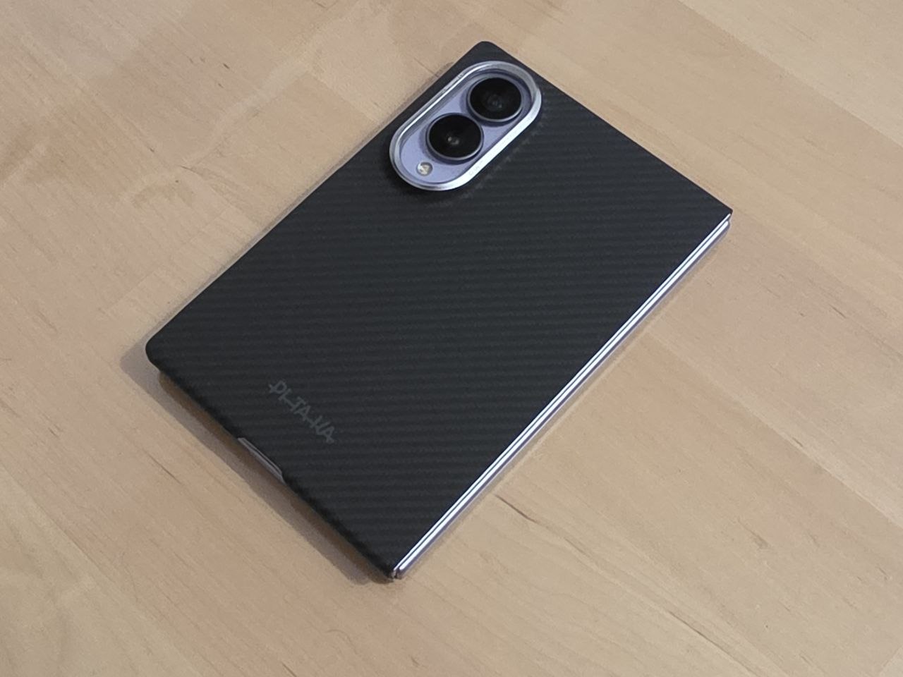 Análisis de la funda Pitaka Edge Case 600D para Samsung Galaxy Z Fold8: minimalismo y protección premium