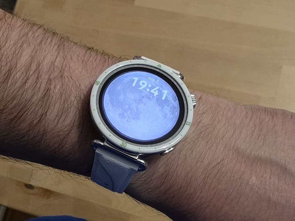 Análisis del HUAWEI WATCH GT 7 (41 mm): Diseño compacto y deporte avanzado en la muñeca