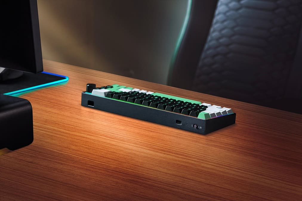Razer Reclusa Mini 65% llega con switches magnéticos hot-swap y 8.000 Hz por 149,99€