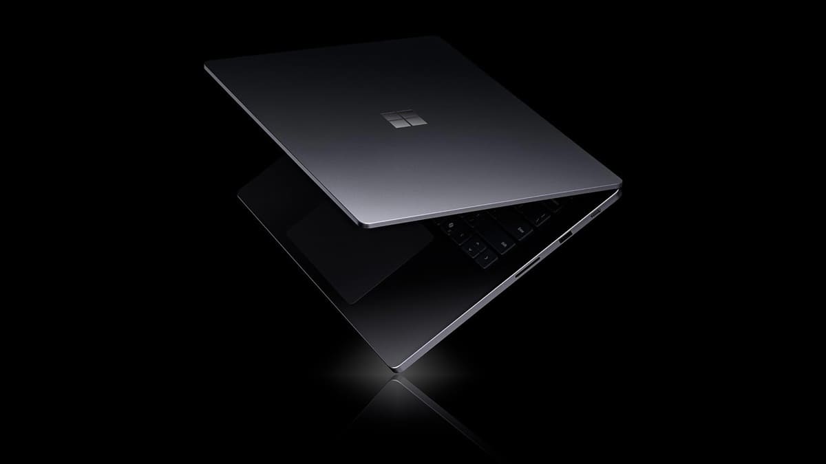 Surface Laptop Ultra ya tiene precio: desde 2.599 dólares con RTX Spark y 24 GB de memoria
