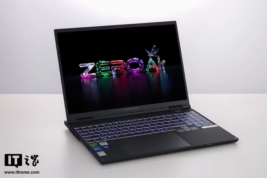 Thunderobot ZERO Air 15 baja de precio en China con RTX 5060, OLED de 165 Hz y solo 1,54 kg