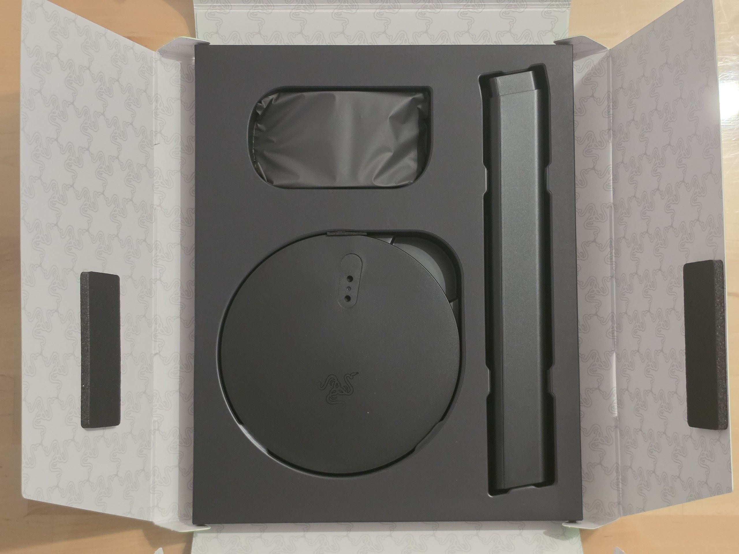Razer Base Station V3 Chroma, análisis: el soporte para auriculares que activa tu perfil de juego con solo levantarlos