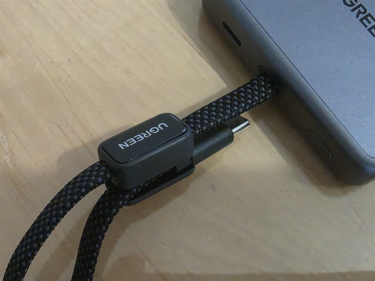 UGREEN MagFlow Pro 10.000 mAh